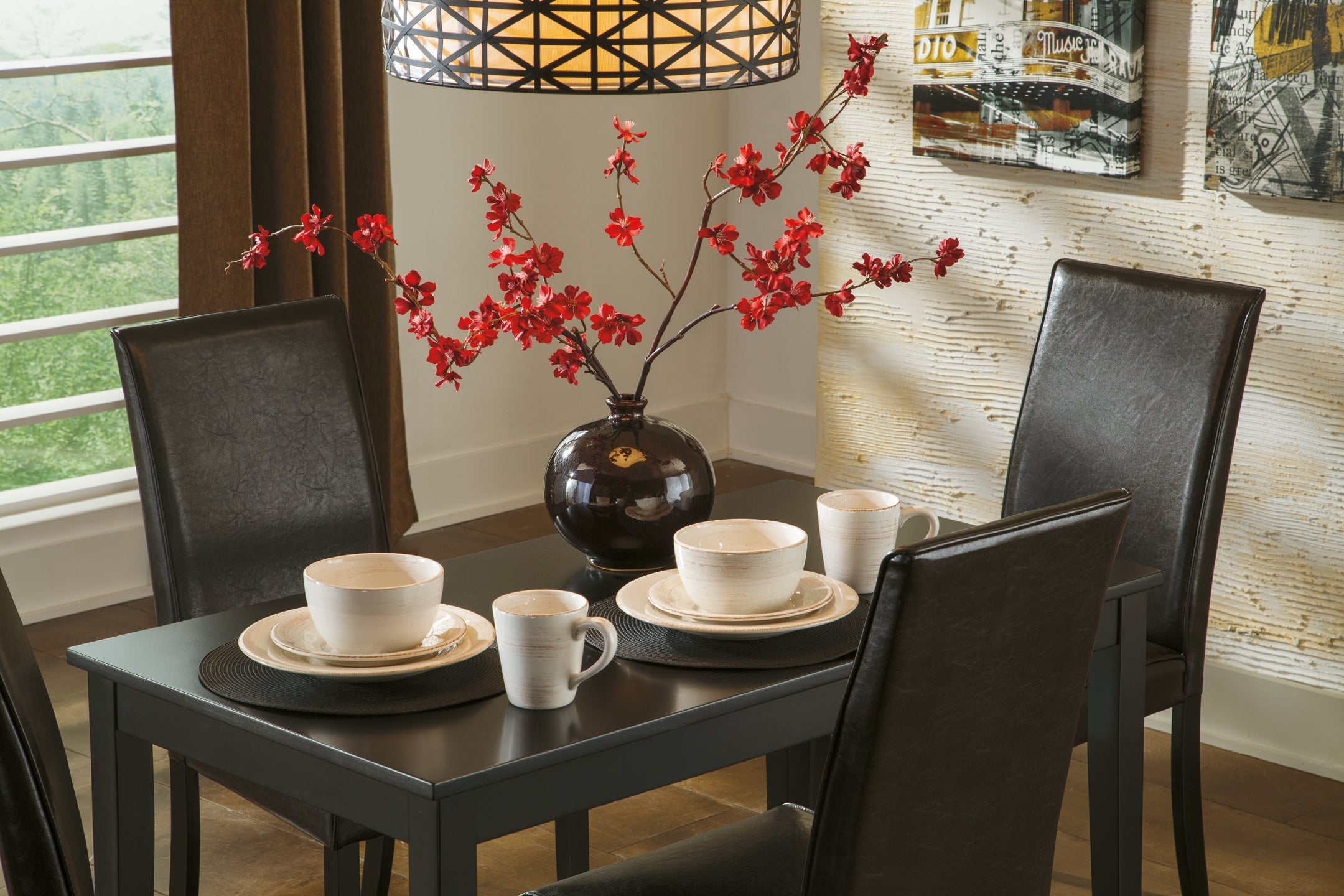 Kimonte Table