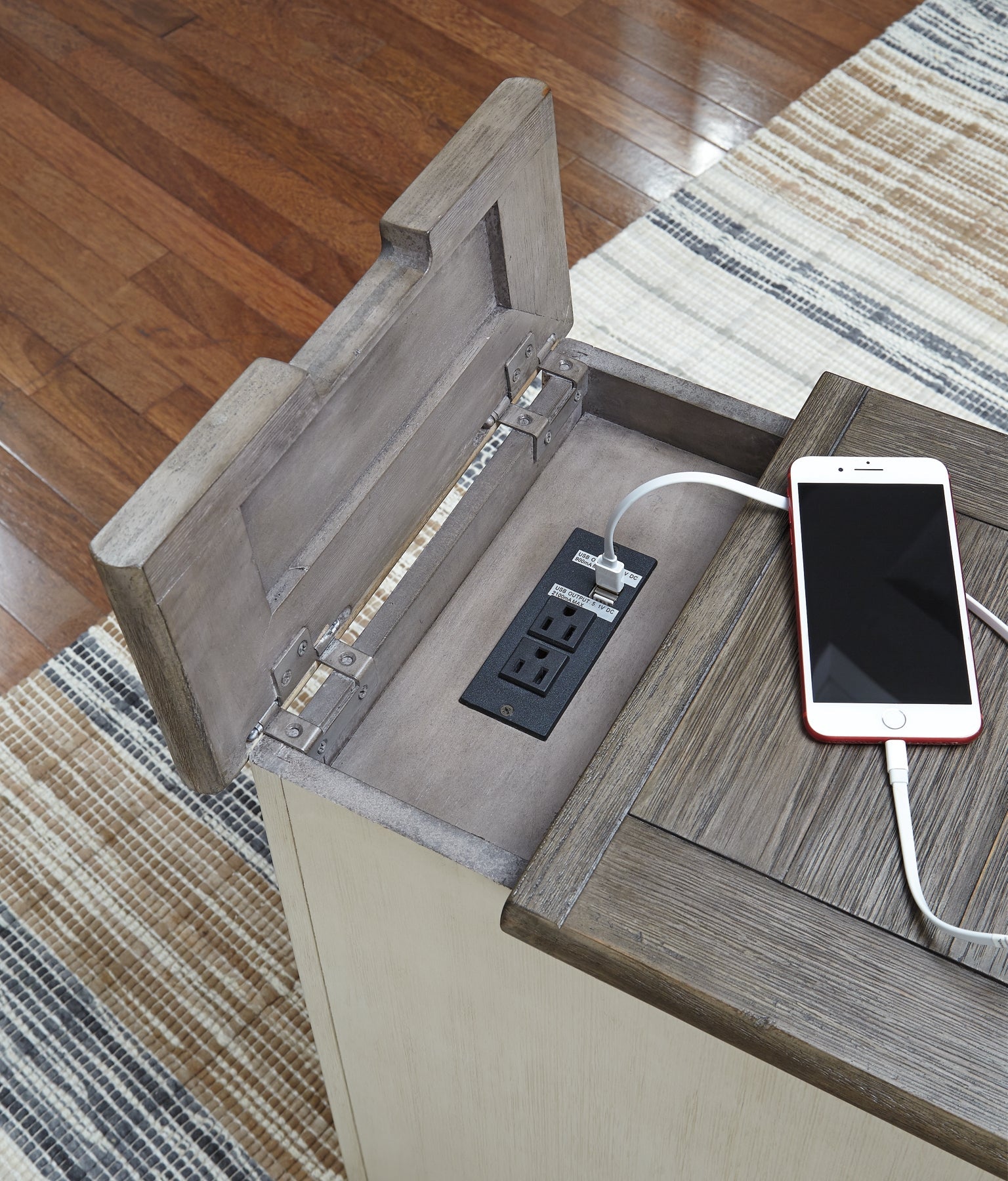 Bolanburg Chairside End Table - Two-tone