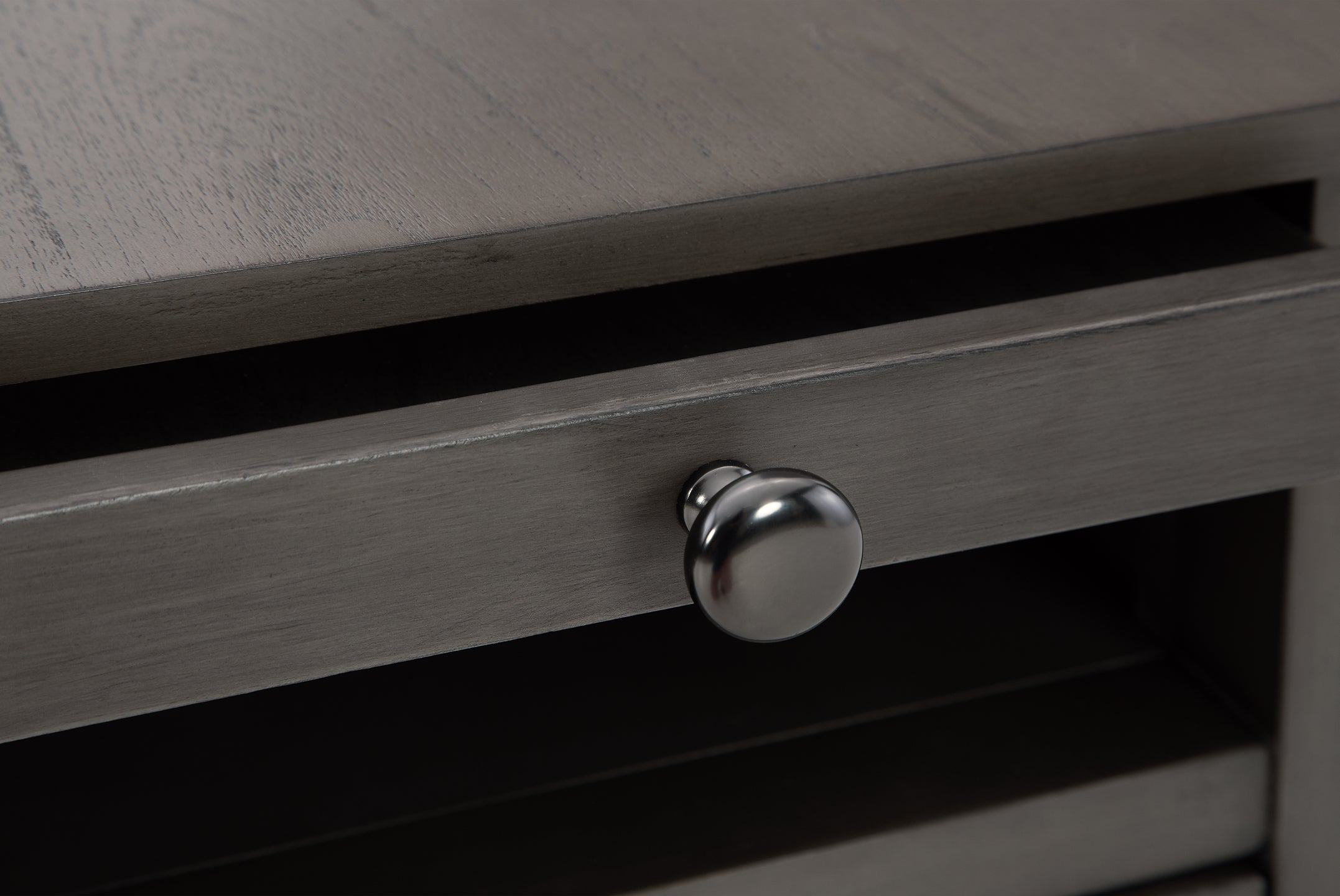 Treytown Chairside End Table - Gray