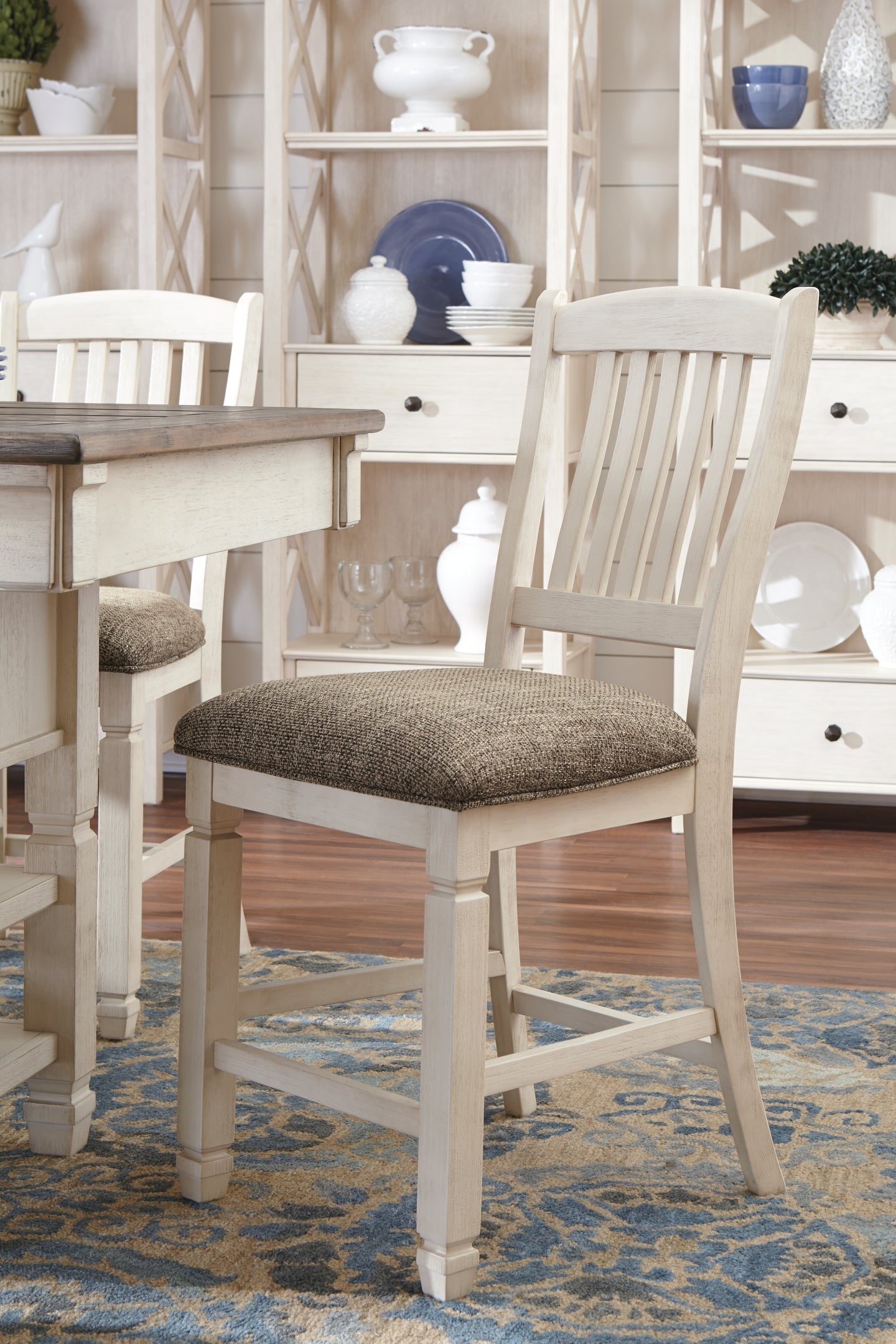 Bolanburg 7-Pc Counter Height Dining Set