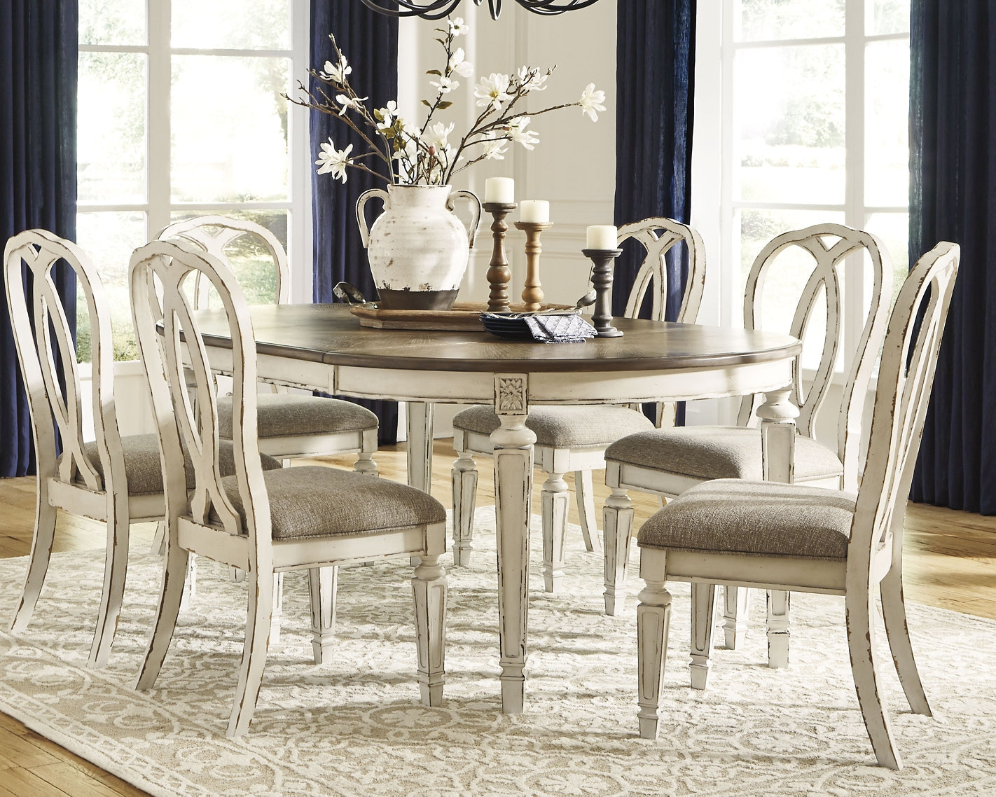 Realyn 7-Pc Dining Set