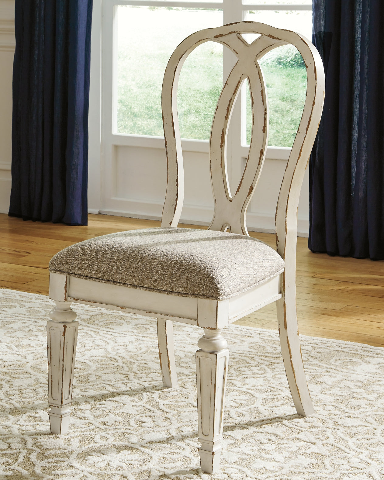 Realyn 5-Pc Dining Set