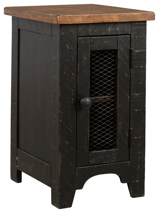 Valebeck Chairside End Table - Black/Brown