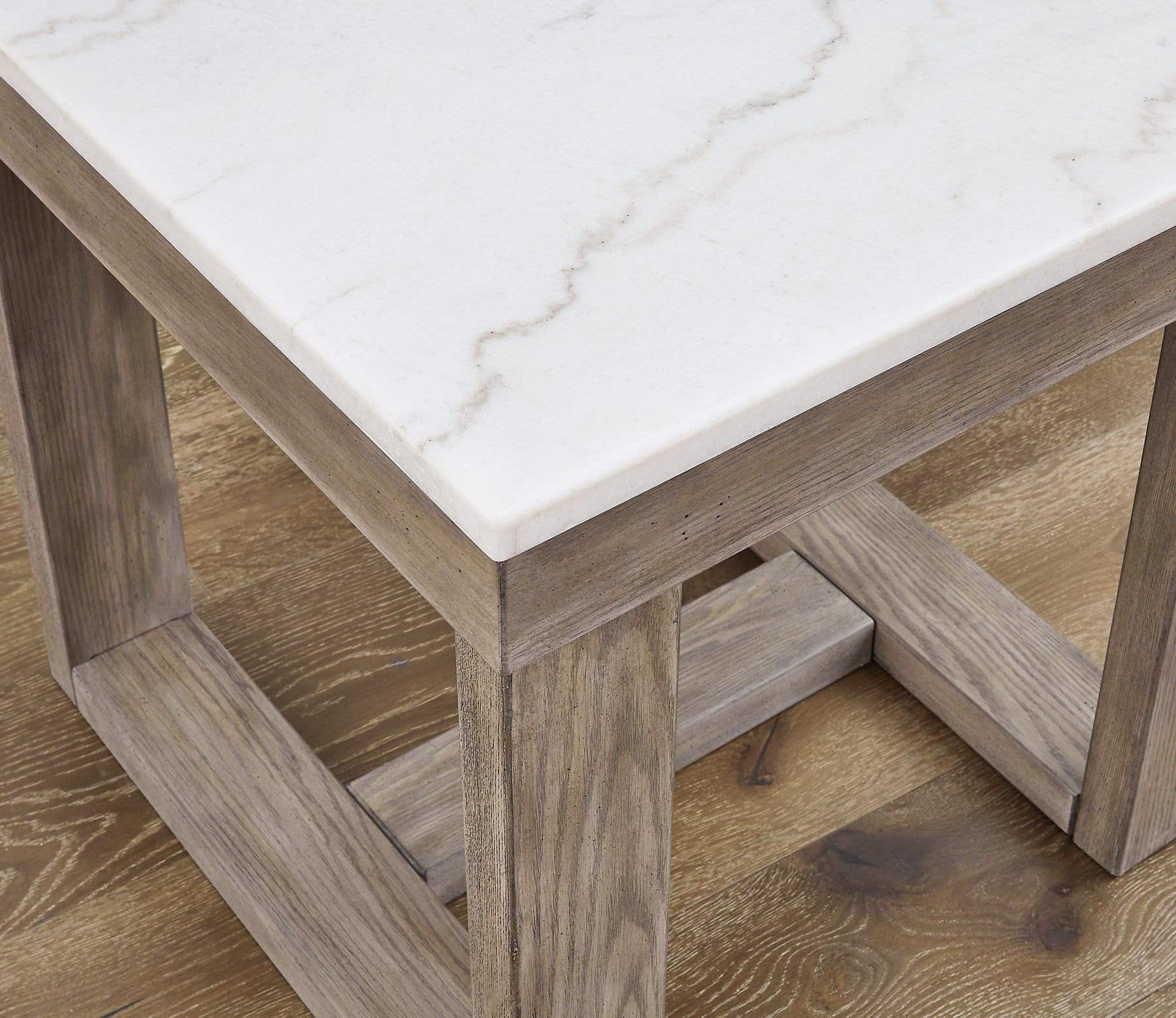 Loyaska End Table - Brown/Ivory