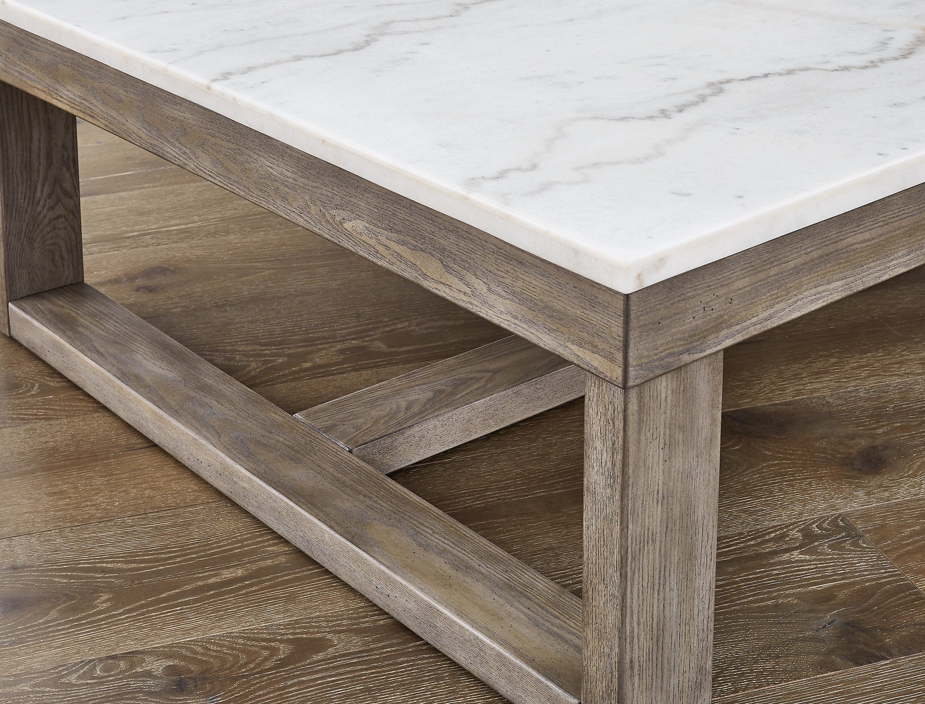 Loyaska Coffee Table - Brown/Ivory