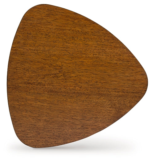 Lyncott 3-Piece Table Set - Brown
