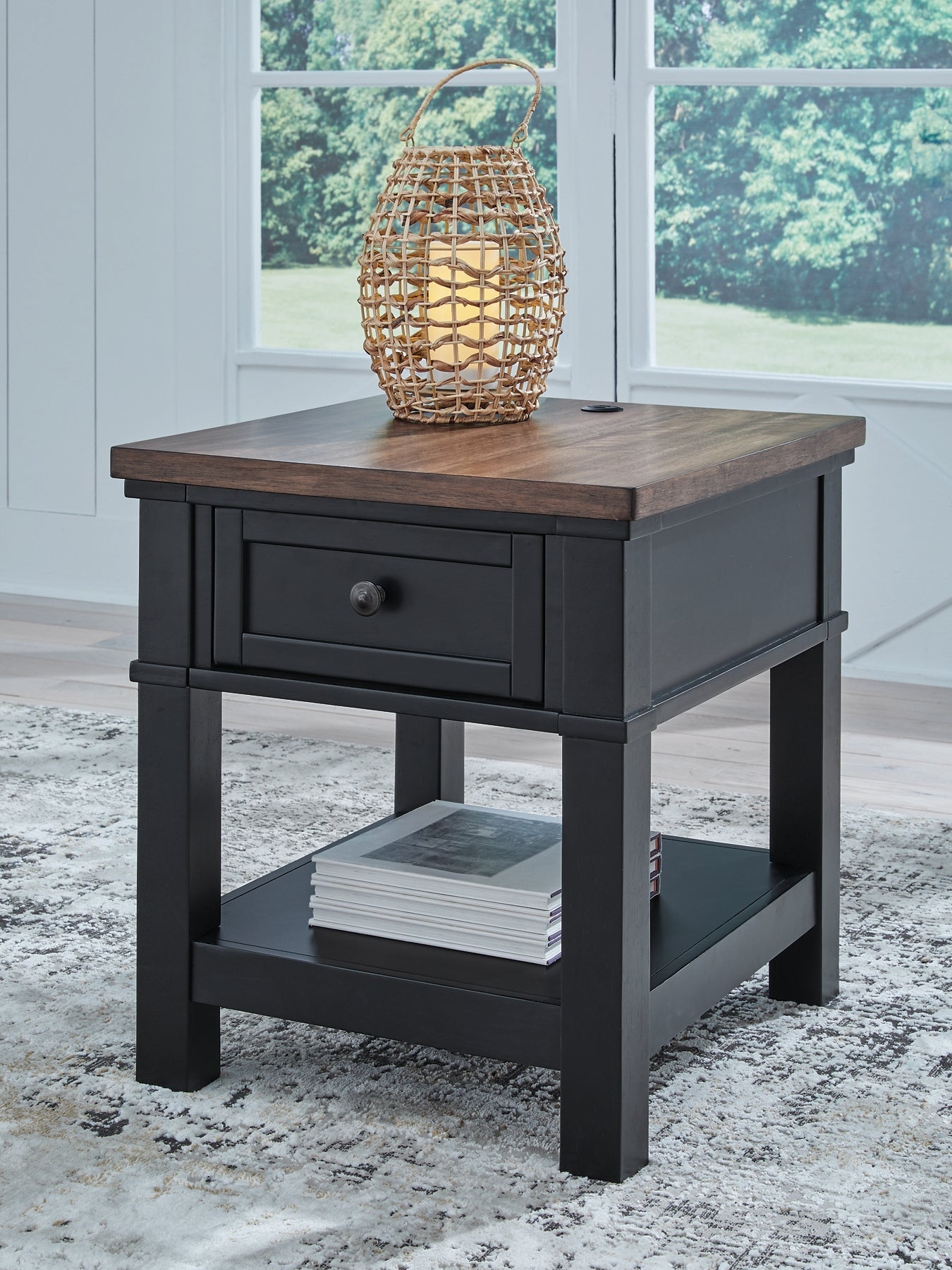 Wildenauer End Table - Brown/Black