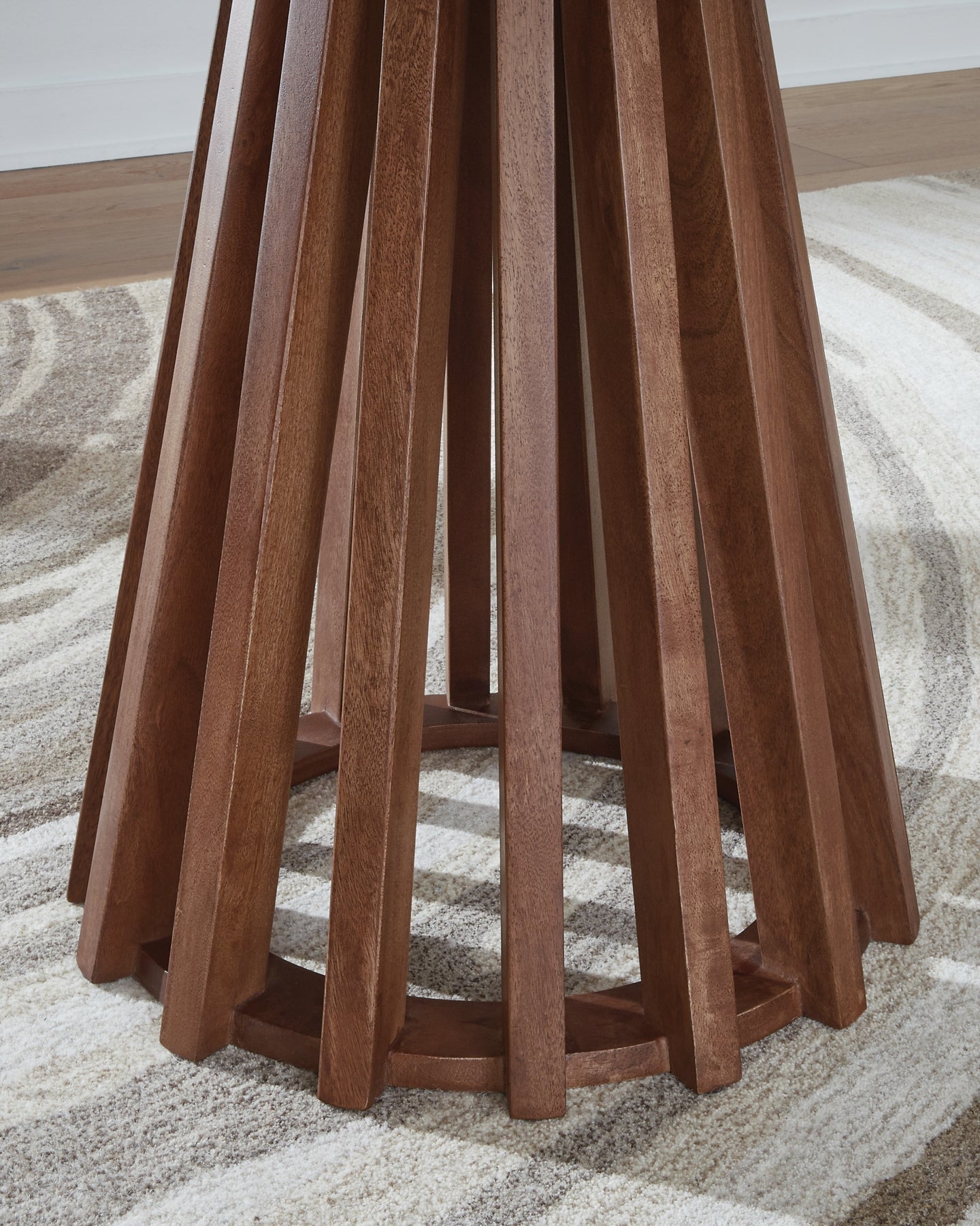 Kallari End Table - Warm Brown/Black