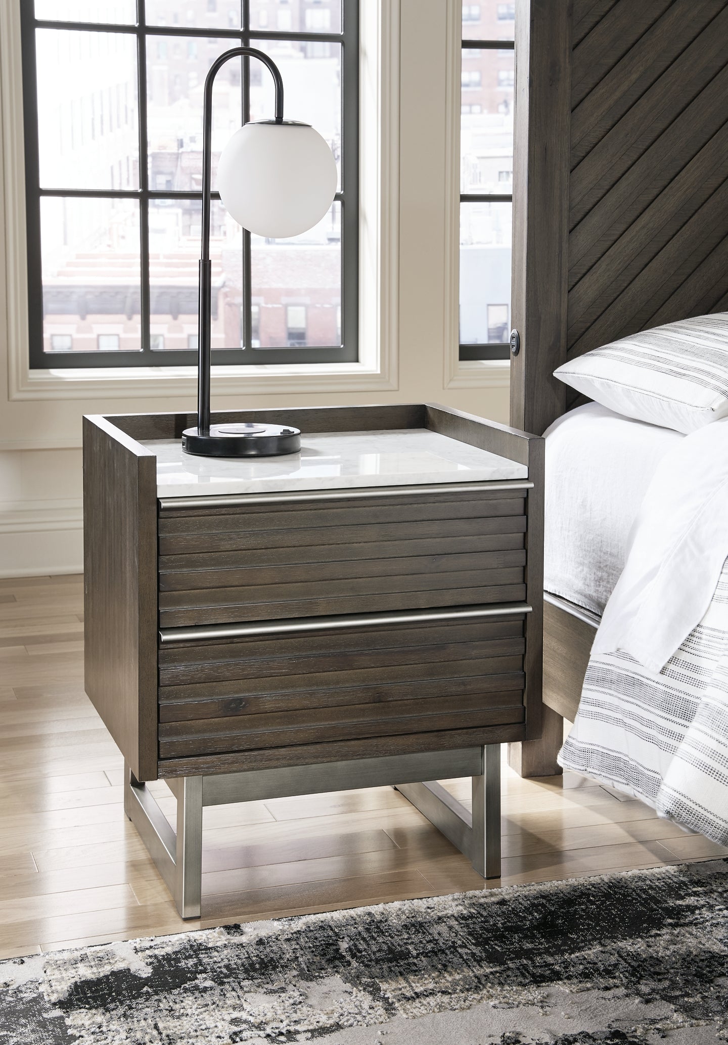 Arkenton California King Panel Bed with Mirrored Dresser, Chest and Nightstand
