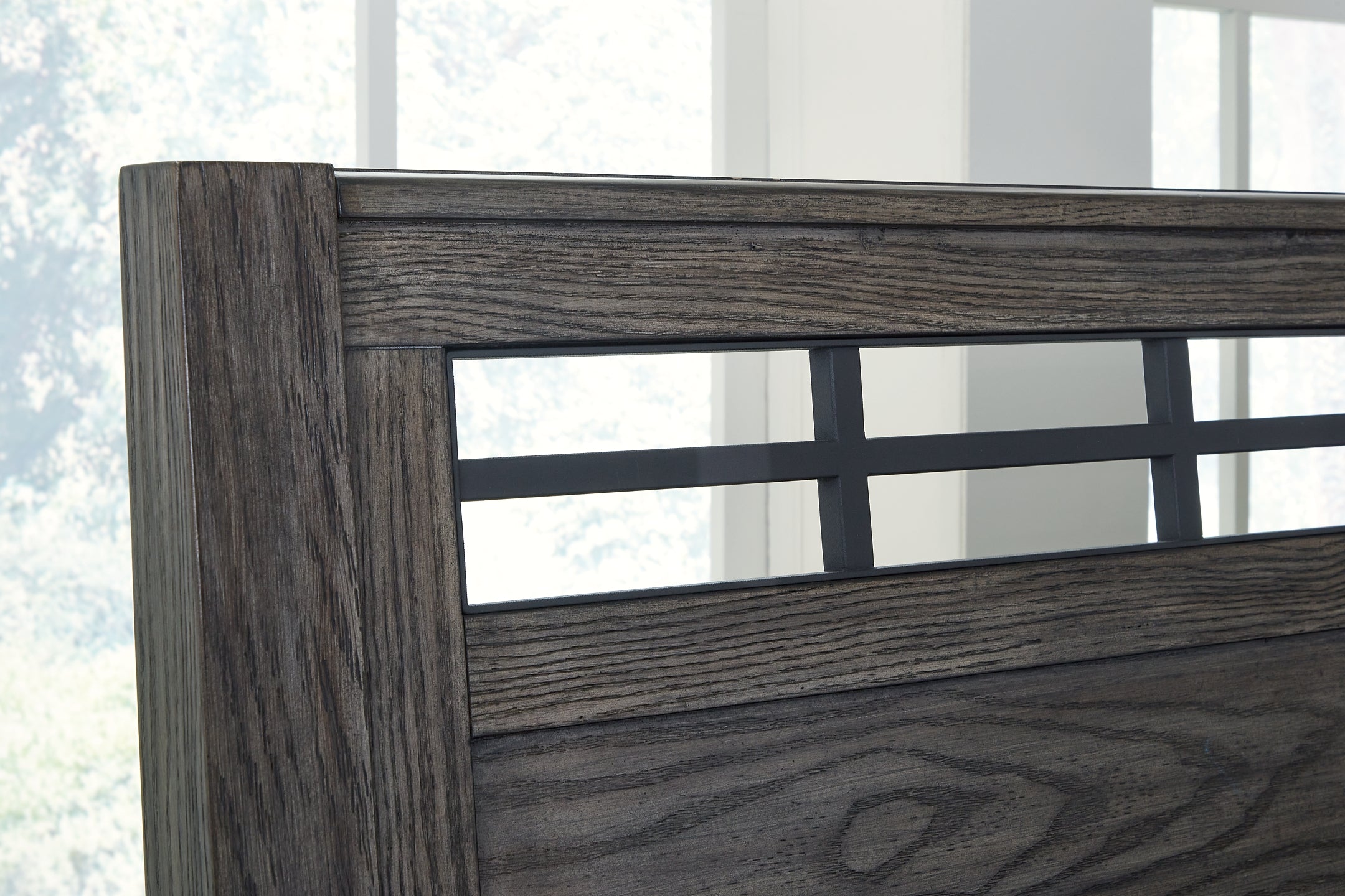 Montillan California King Panel Bed with Mirrored Dresser