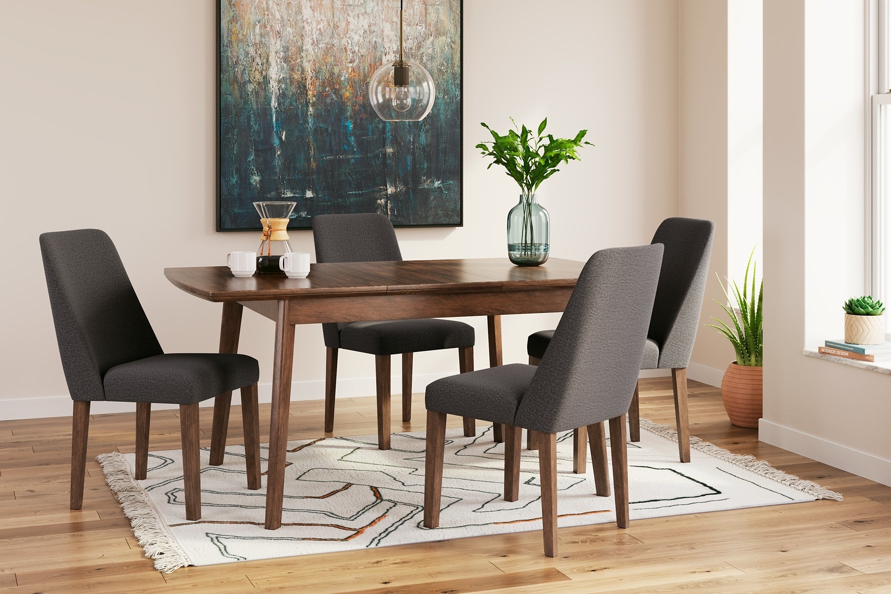 Lyncott 5-Pc Dining Set