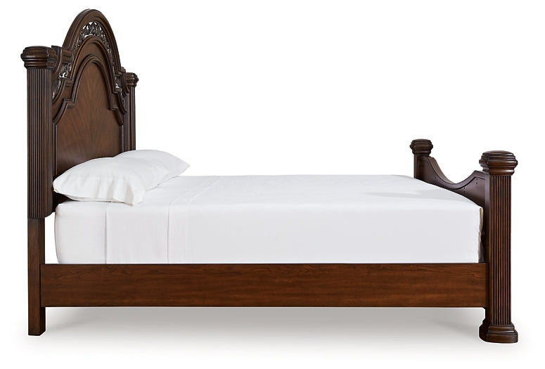 Lavinton King Poster Bed with Mirrored Dresser and Chest