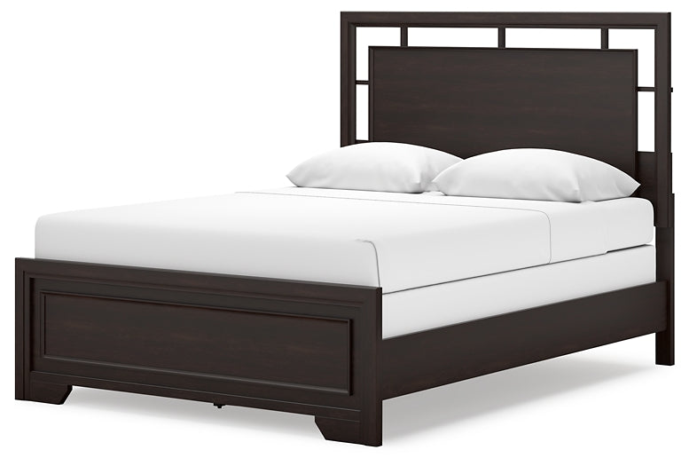 Covetown Queen Panel Bed with Mirrored Dresser and Chest