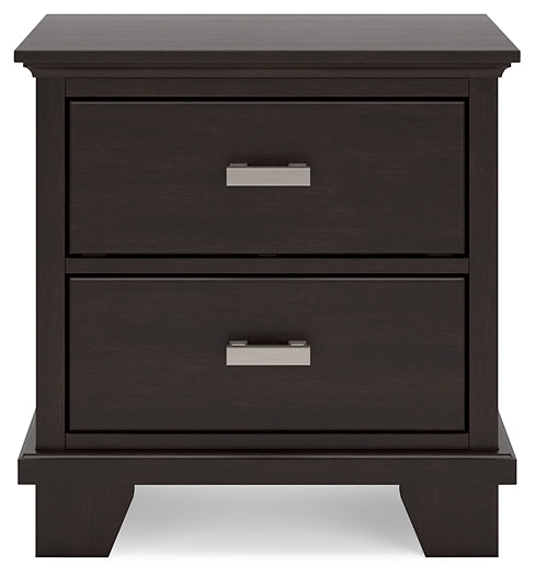 Covetown King Panel Bed with Mirrored Dresser, Chest and Nightstand