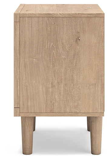 Cielden Queen Panel Headboard with Mirrored Dresser and Nightstand