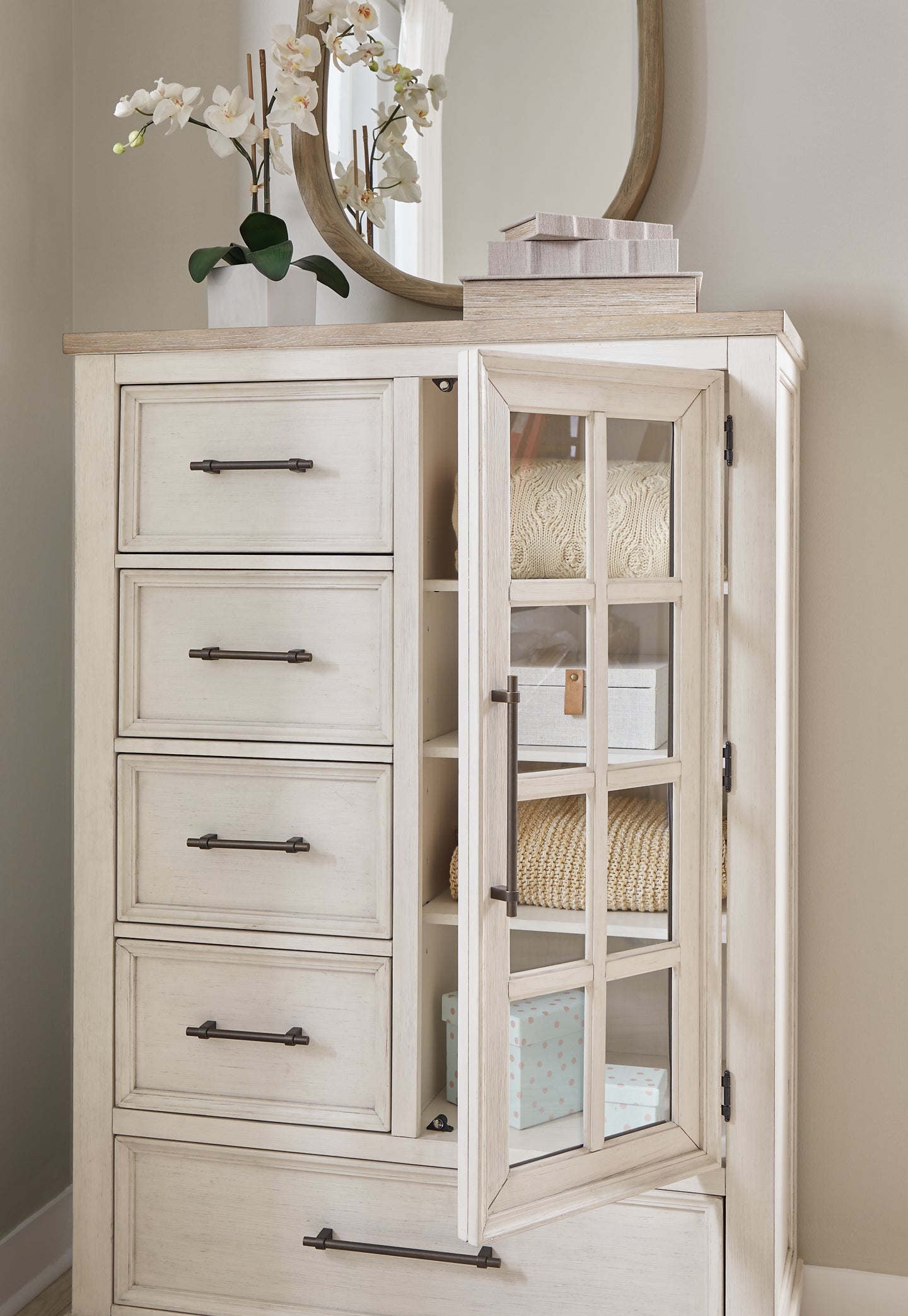 Shaybrock Queen Panel Bed with Mirrored Dresser, Chest and Nightstand