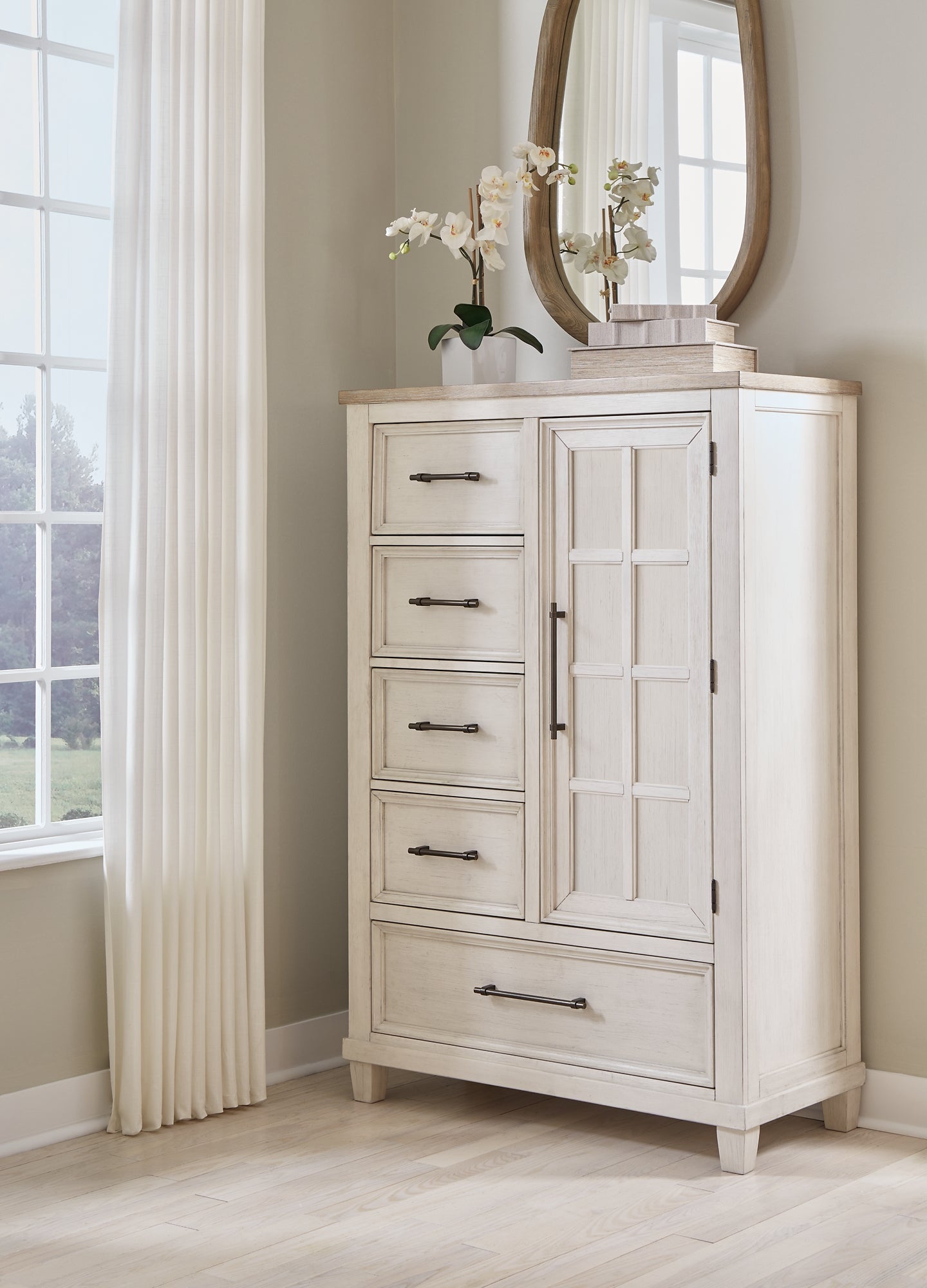 Shaybrock Queen Panel Bed with Mirrored Dresser and Chest
