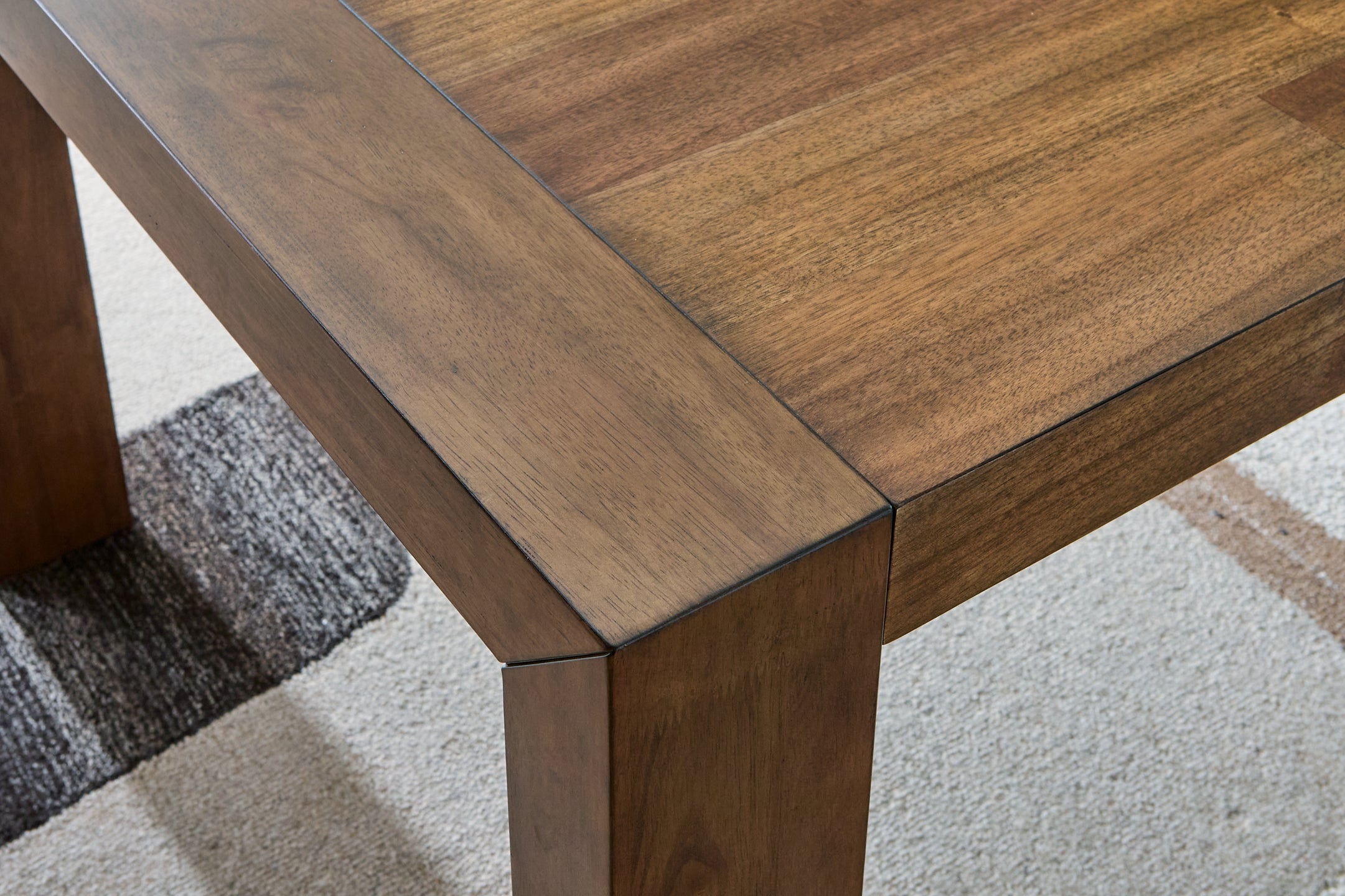 Kraeburn 9-Pc Dining Set