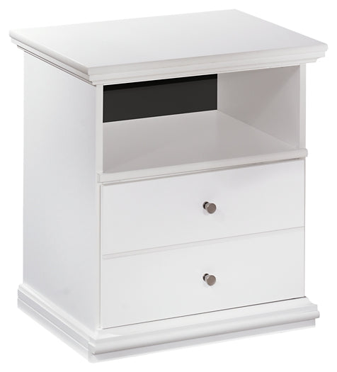 Bostwick Shoals King Panel Bed with Mirrored Dresser and Nightstand