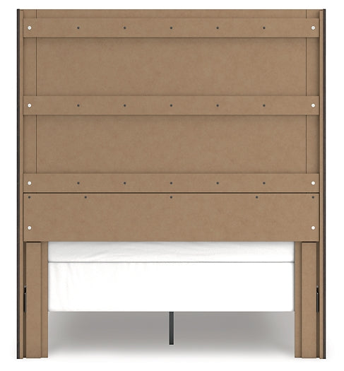 Fraluna Queen Panel Bed with Mirrored Dresser and Nightstand