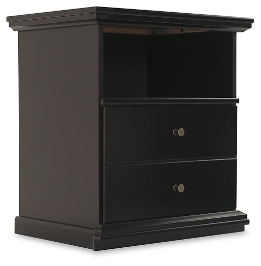 Maribel Queen Panel Bed with Mirrored Dresser and Nightstand