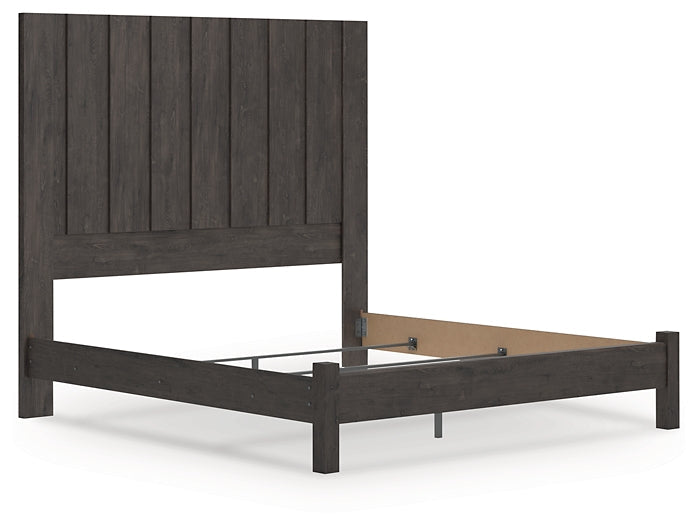 Fraluna King Panel Bed with Mirrored Dresser and Nightstand