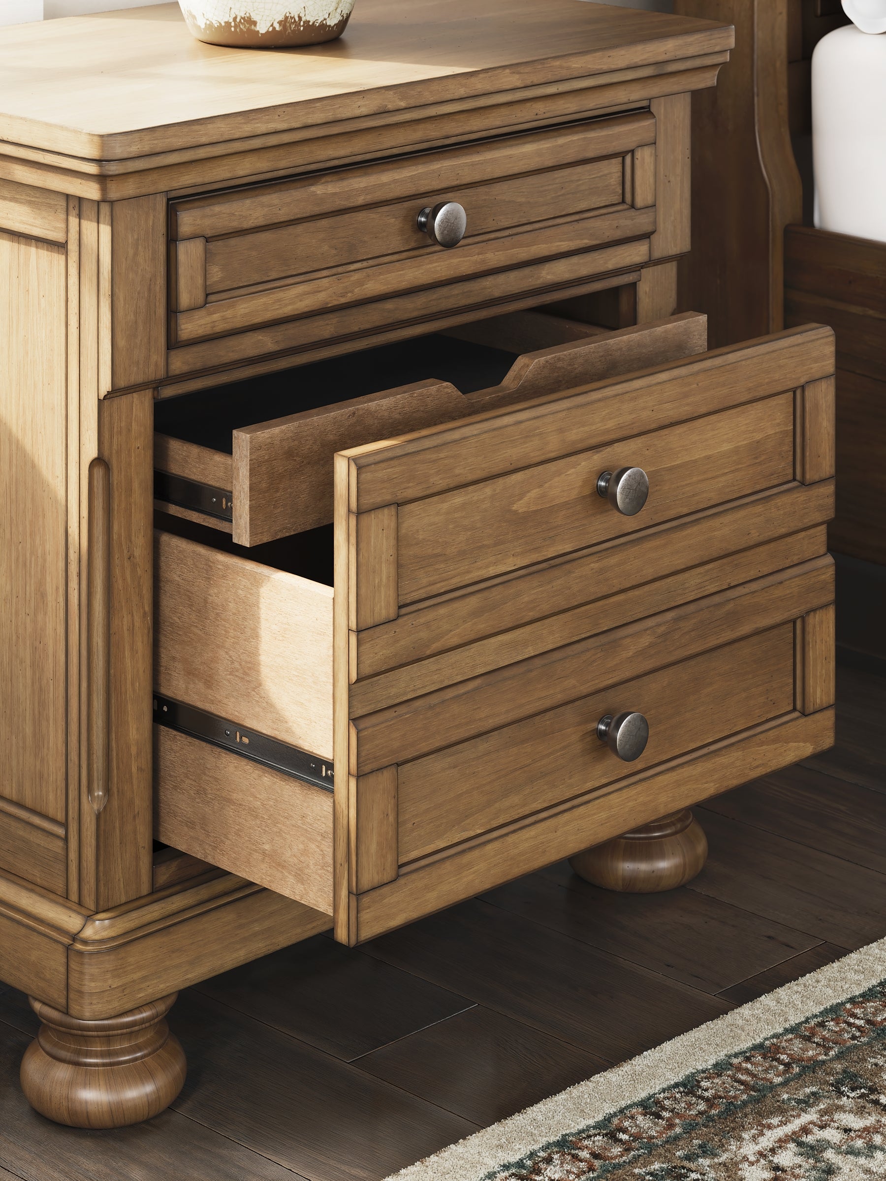 Feddinger California King Panel Bed with Mirrored Dresser and Nightstand