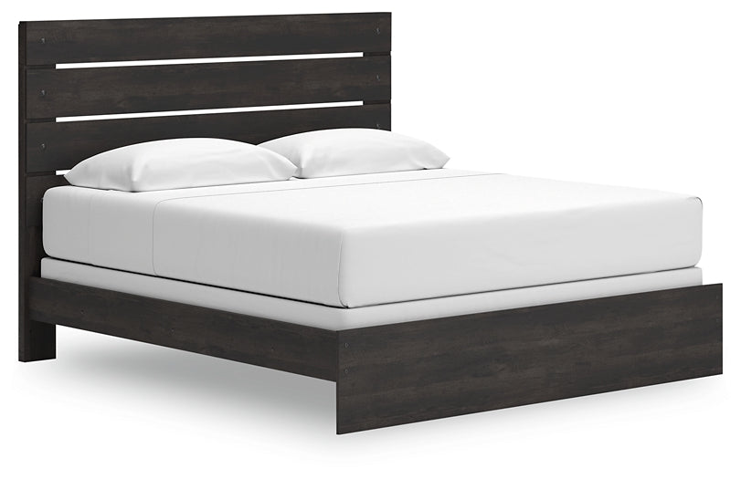 Hollivern King Panel Bed with Mirrored Dresser and Nightstand