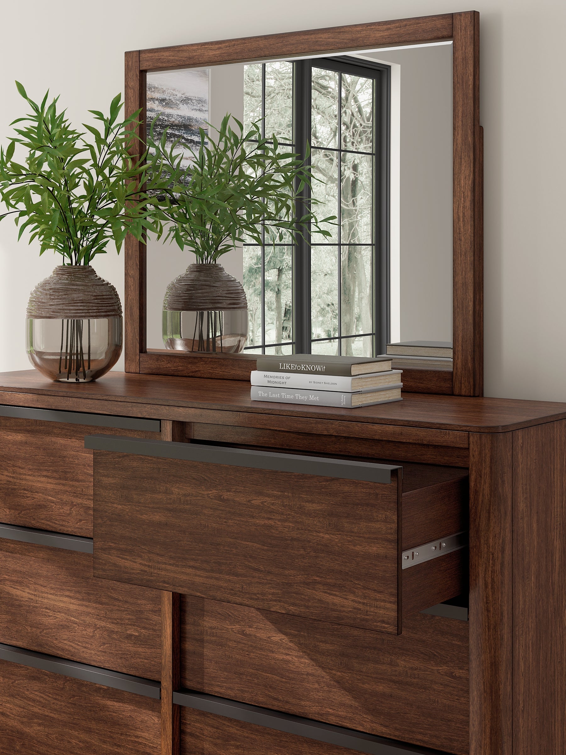 Dilenno King Canopy Bed with Mirrored Dresser and Chest