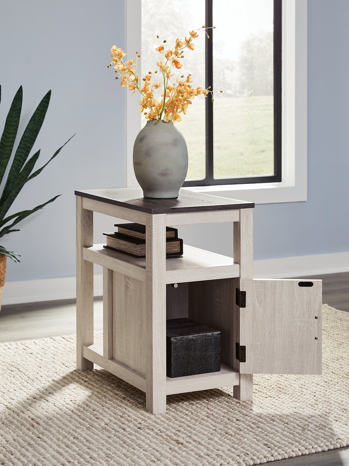 Fendenmore Chairside End Table - Brown Gray/Antique White