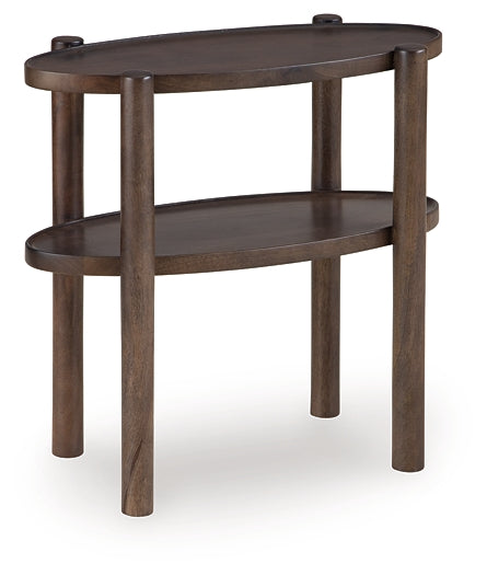Wiattbury Accent Table - Gray Brown