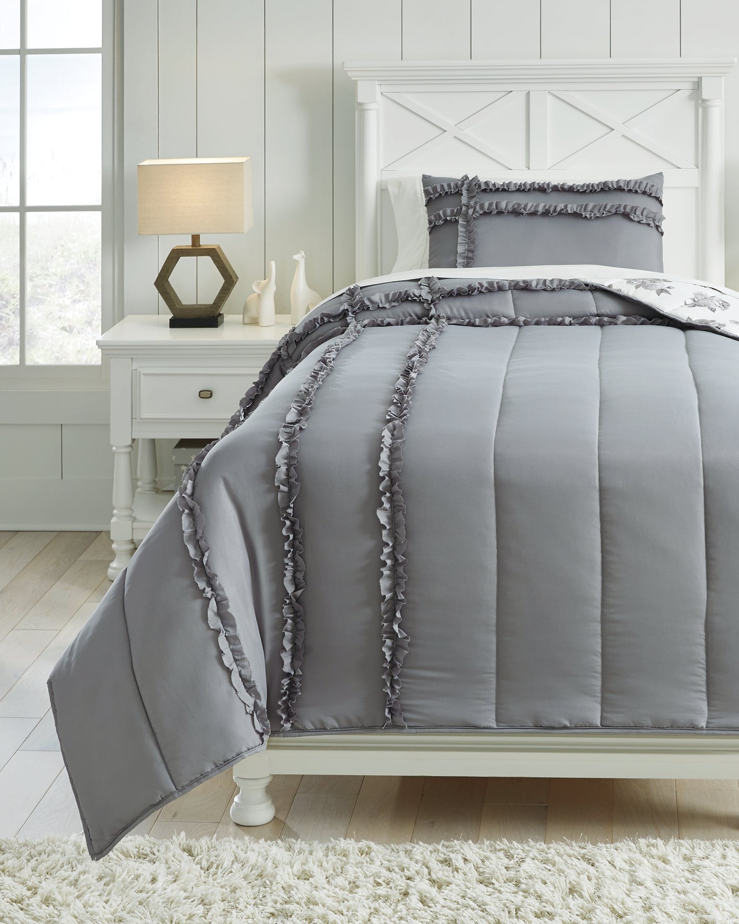 Meghdad Twin Comforter Set