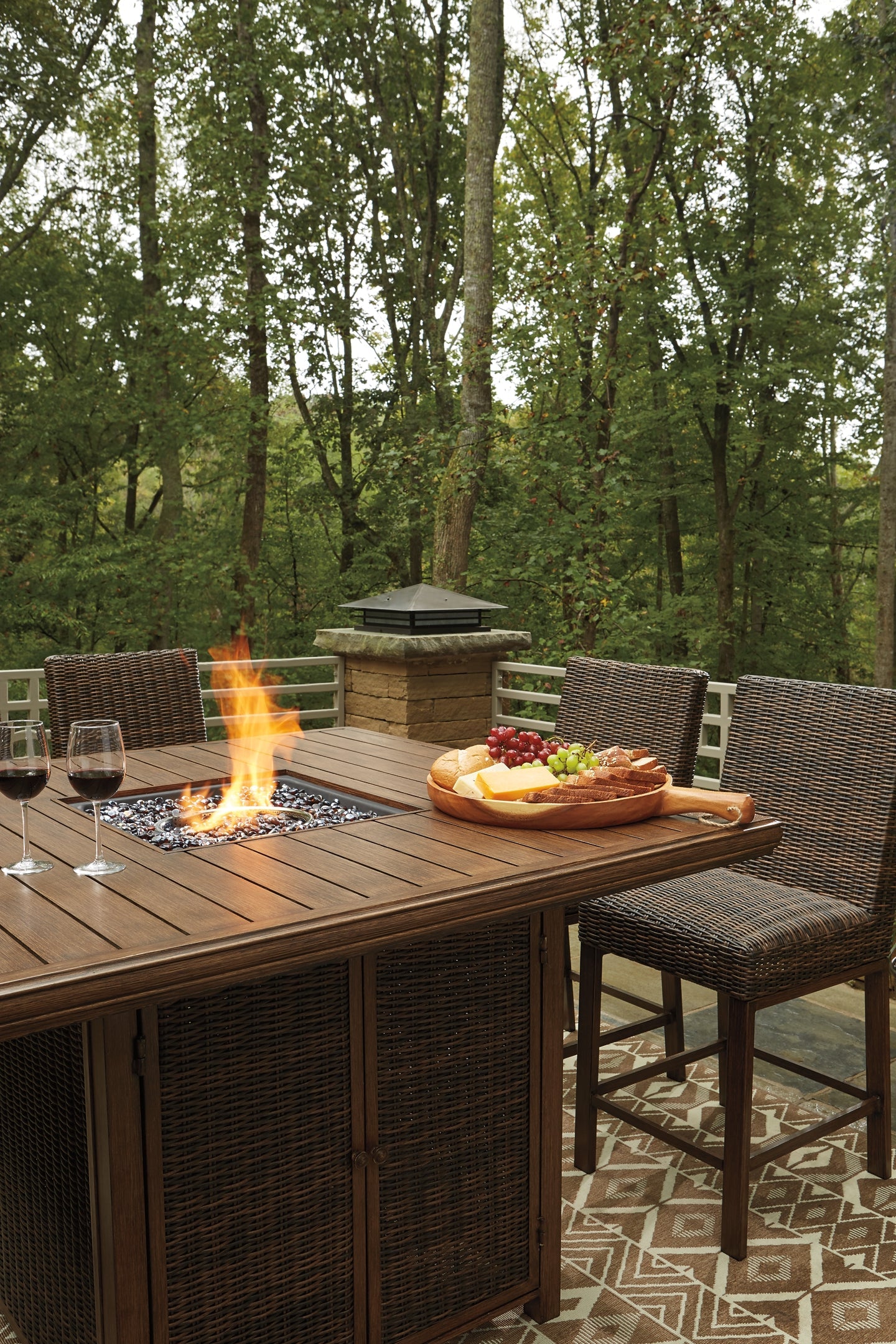 Paradise Trail Outdoor Dining Table and 8 Chairs