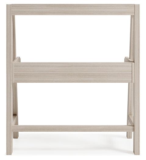 Blariden Desk w/Hutch