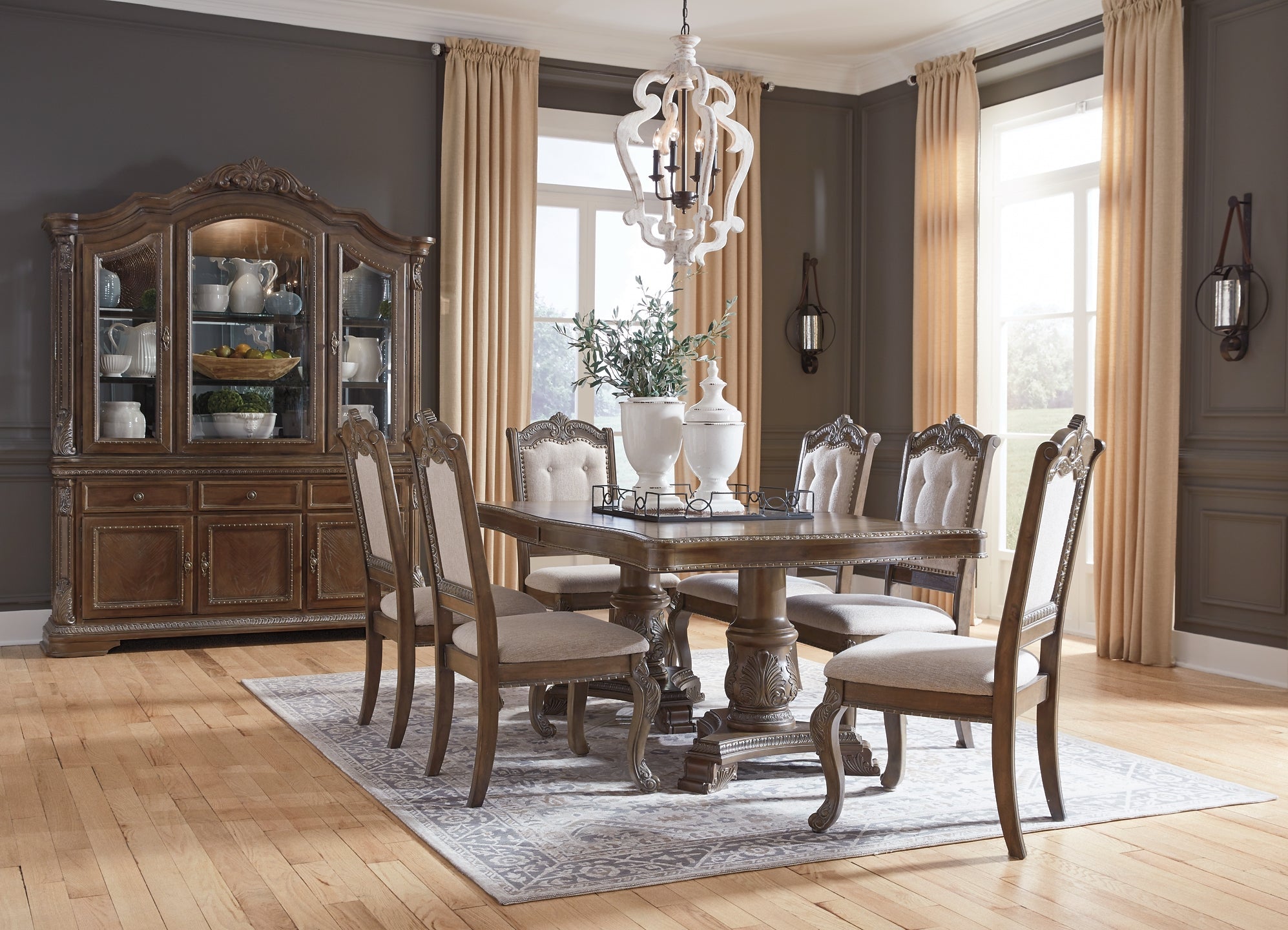 Charmond Dining Room Table